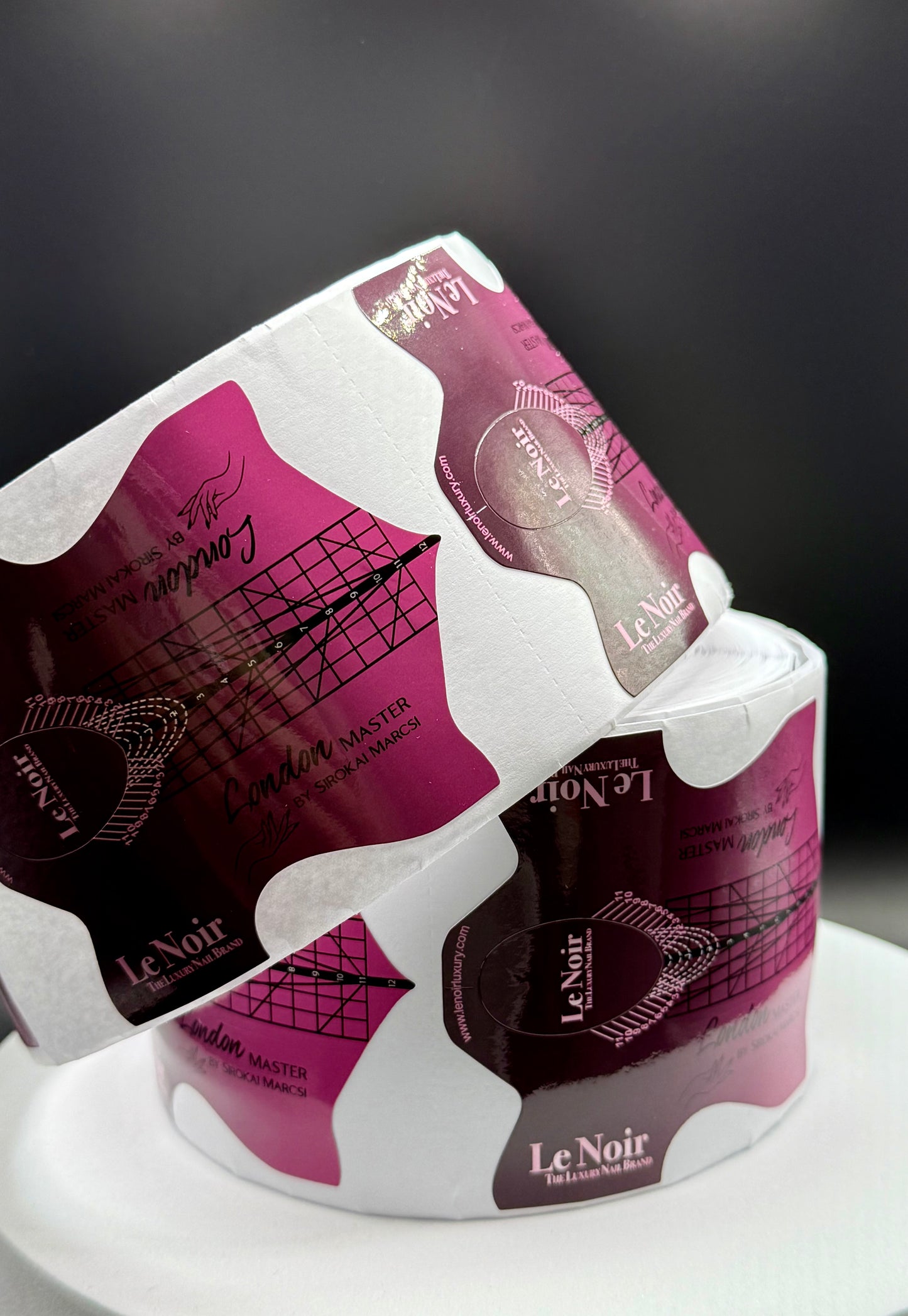 London Master by Sirokai Marcsi Nail forms Student version