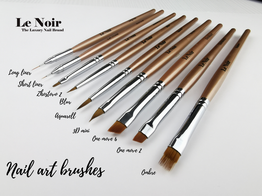 Le Noir Art Brushes